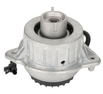 खरीदें मर्सिडीज बेंज 2222407117 चेसिस पार्ट्स इंजन माउंट online manufacture
